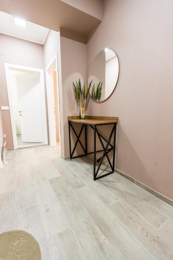 Blue Eye Ohrid Apartment Экстерьер фото